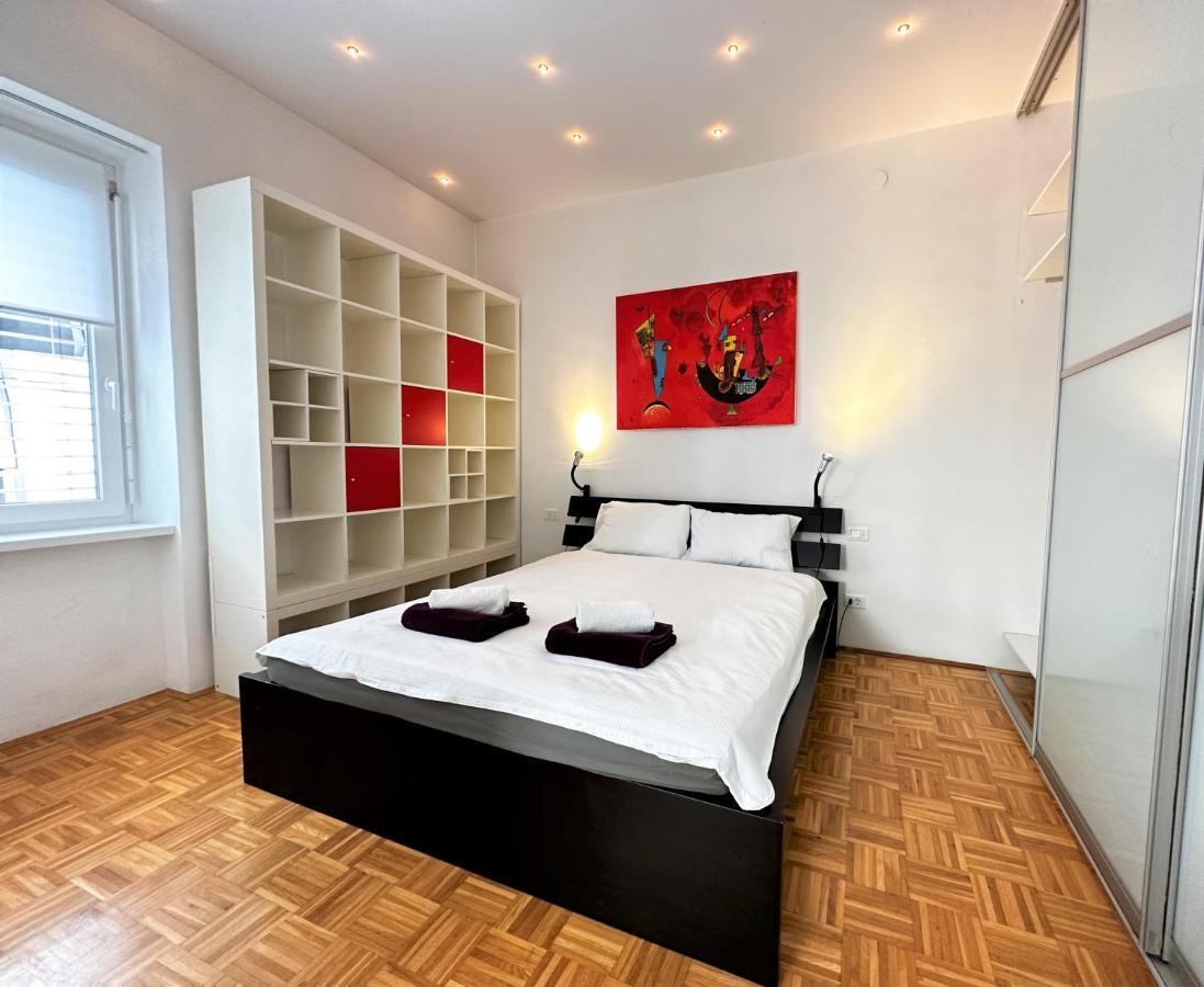 Charming Starry Night Apartment Ljubljana Eksteriør billede